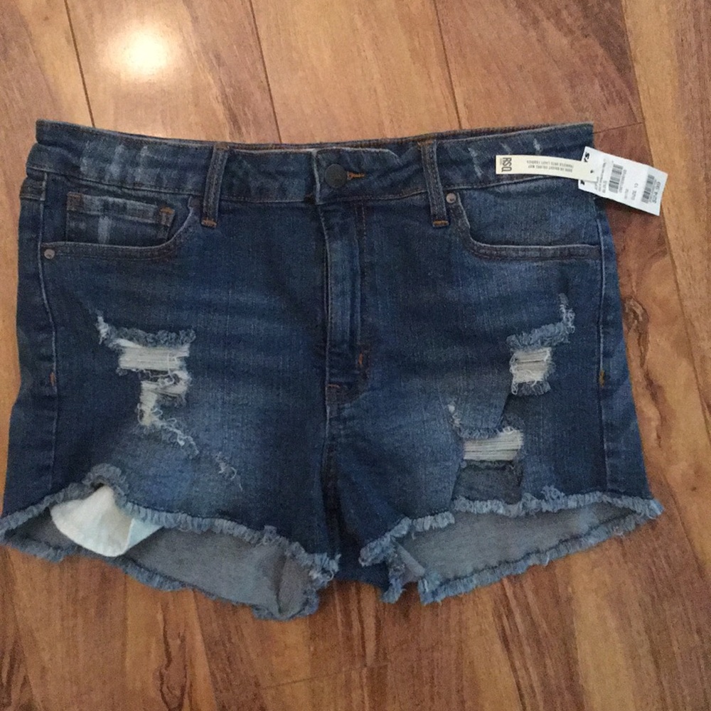 RSQ shorts Venice mid rise from tillys